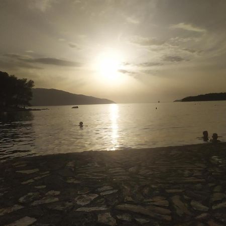 Guesthouse Wish Stari Grad  Eksteriør bilde