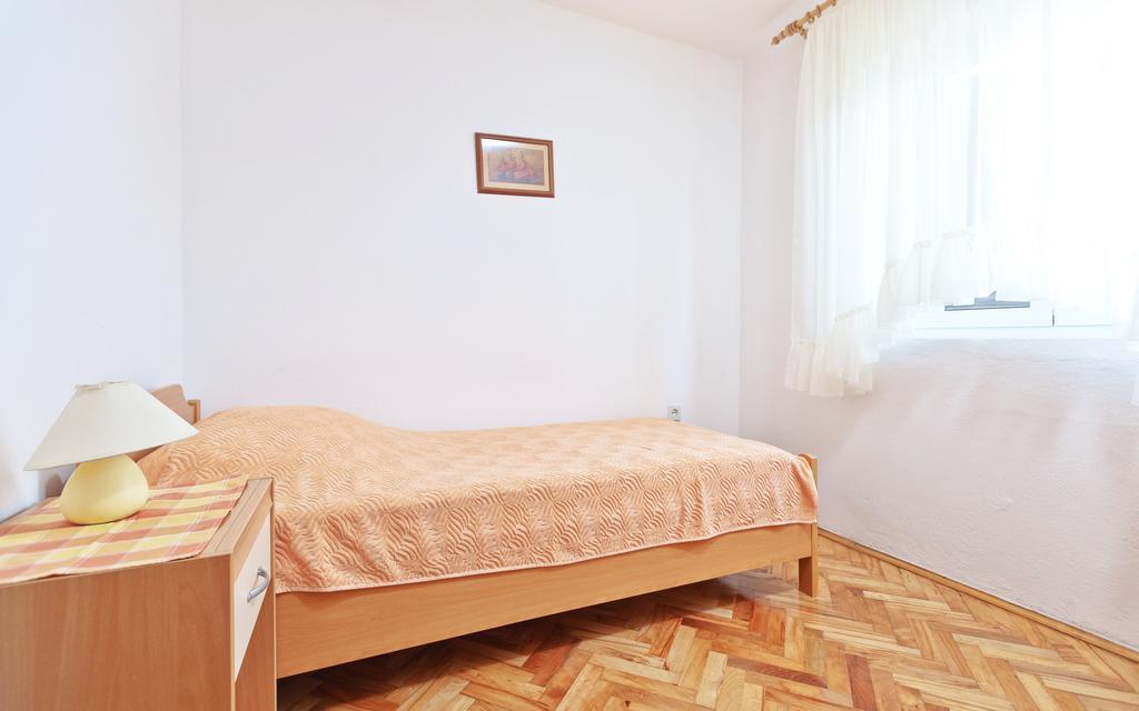 Guesthouse Wish Stari Grad  Rom bilde