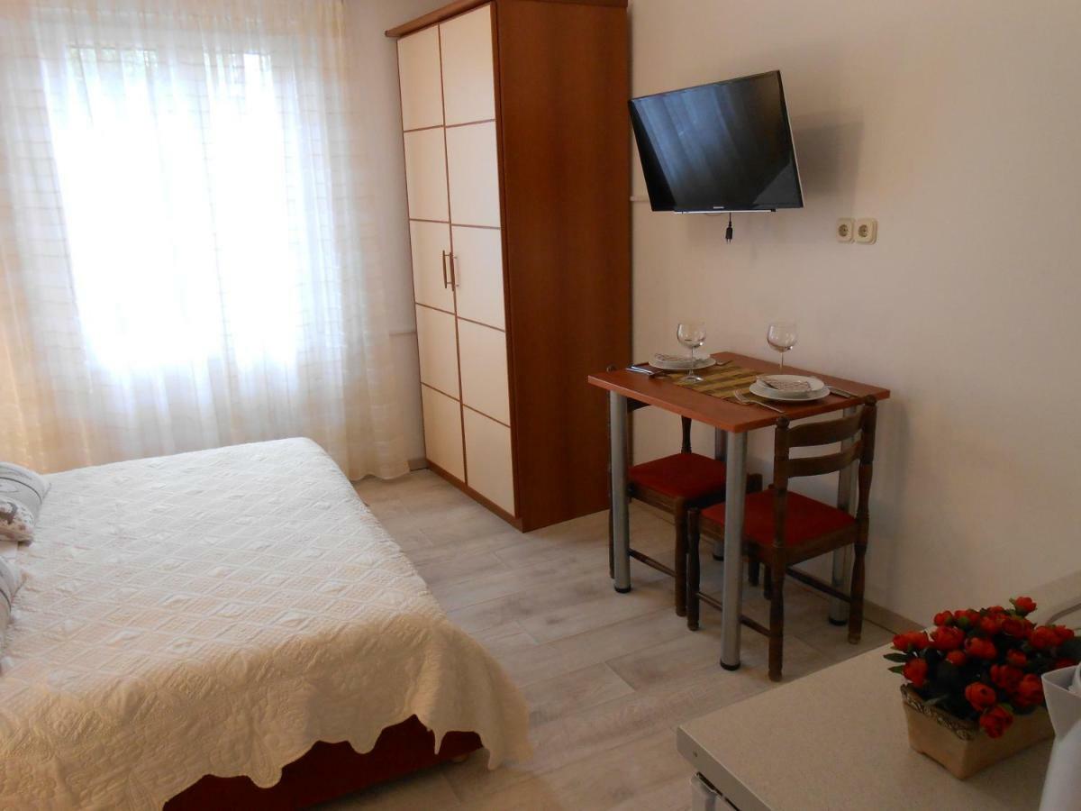 Guesthouse Wish Stari Grad  Eksteriør bilde